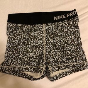 Cheetah print nike pros Clearance